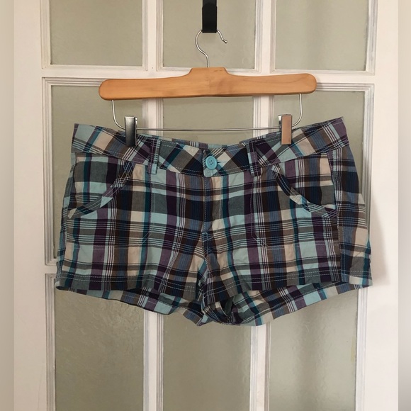 H&M Plaid Shorts Size 12 - Picture 1 of 4